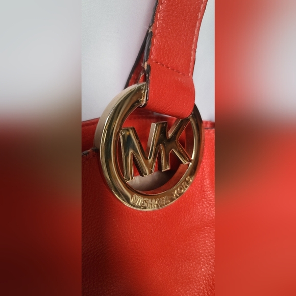 Michael Kors  Burnt Orange Purse 👜 - Picture 4 of 16